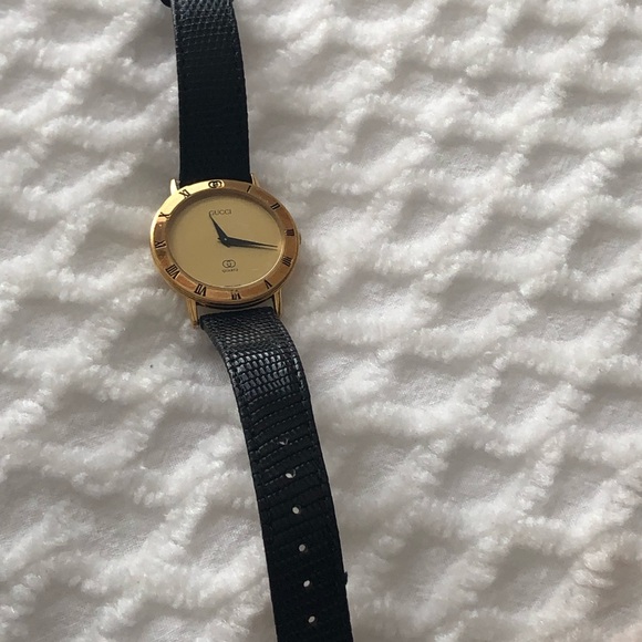 Vintage Authentic Ladies Gucci $280